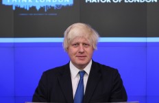 Boris_Johnson_-opening_bell_at_NASDAQ-14Sept2009-3c